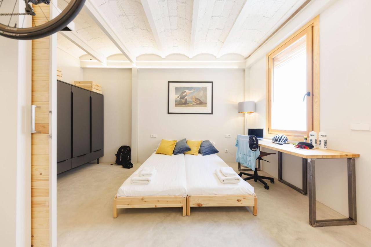 Bravissimo Canigo, Spacious And With Large Terrace Херона Екстериор снимка